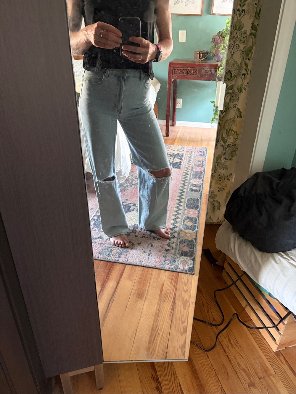 ROLLA'S Light Wash Distressed High-Rise Jeans
